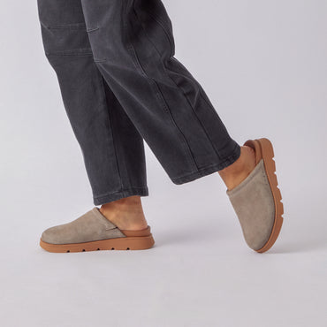 Vista Luxe Mariana women's slip-on shoes facing left, showing side and top in soft, beach-inspired design.