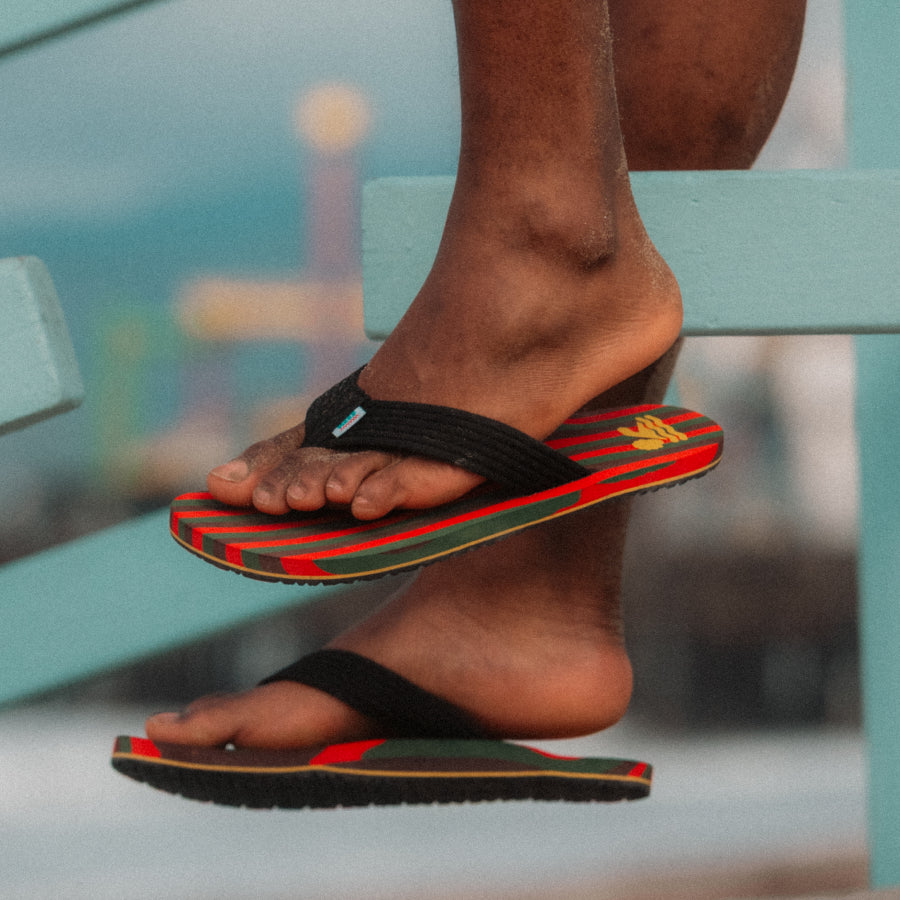 REEF X Ebony Beach Club Original Stripes view 2