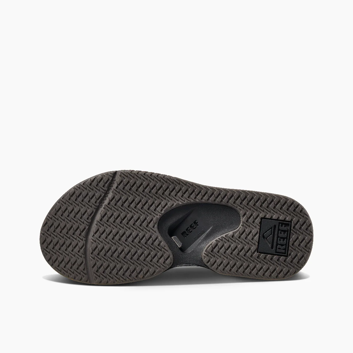 Womens Fanning flip flop sandals in black grey bottom view with bottle opener